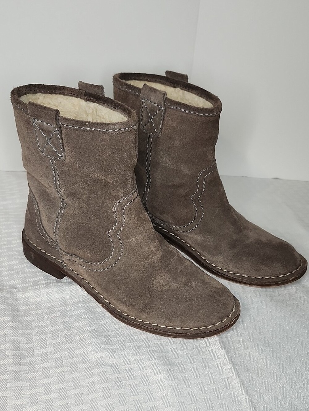 CLARKS Brown Leather Shearling Lined Western Ankle Boot
